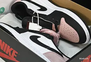 1 OG Low Bleached Jordan Coral CZ0790-601 0401